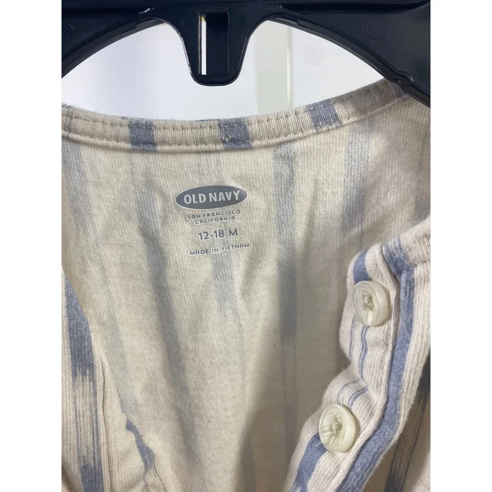 Old Navy add summer